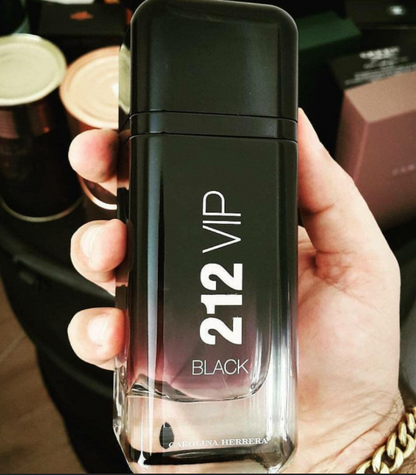 212 VIP Black Carolina Herrera Men EDP Strong Projection
