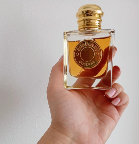 Burberry Goddess EDP Perfect for office & special occasions