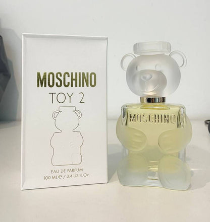 Toy 2 Moschino for Women Fragrantica Strong projection